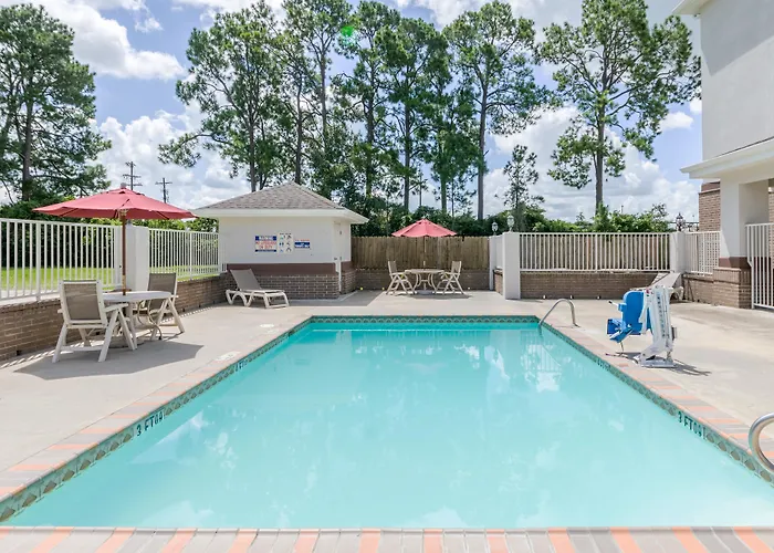 6-lafayette, La - Broussard 4*