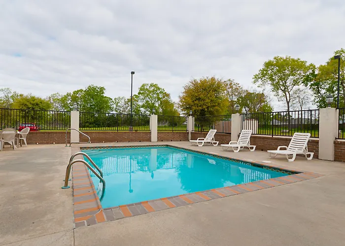 6-lafayette, La - Broussard 4*